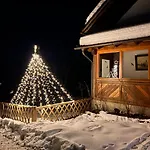 Haus Romsicht Karinthie 度假居 Kerschdorf (Noetsch im Gailtal)