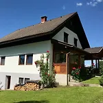 Haus Romsicht Karinthie 度假居