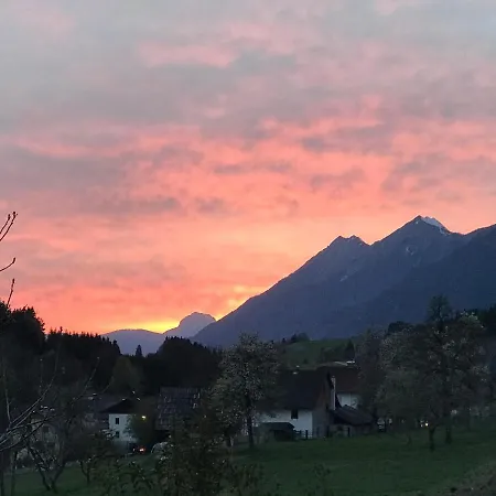 Dom wakacyjny Haus Romsicht Karinthie Kerschdorf (Noetsch im Gailtal)